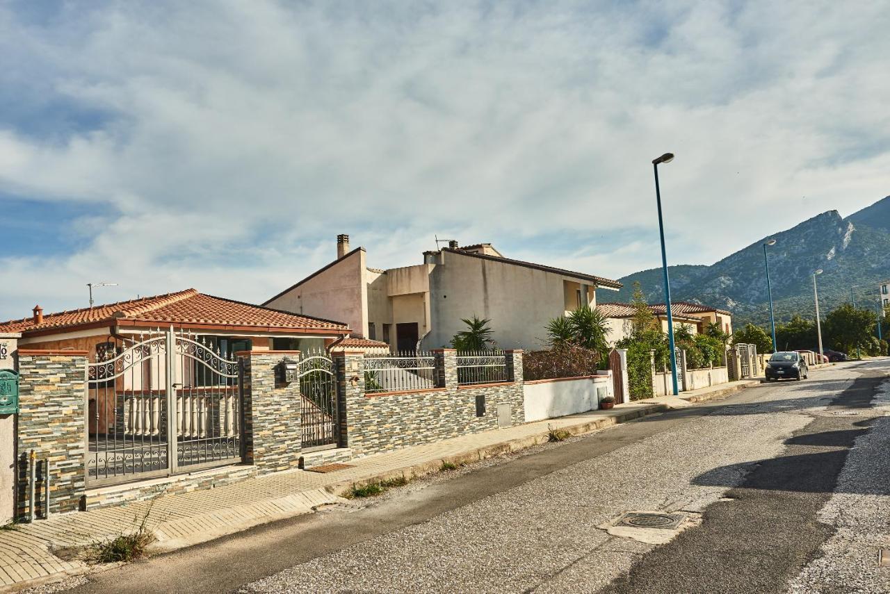 Villetta Vista Mare Cala Gonone Exterior photo